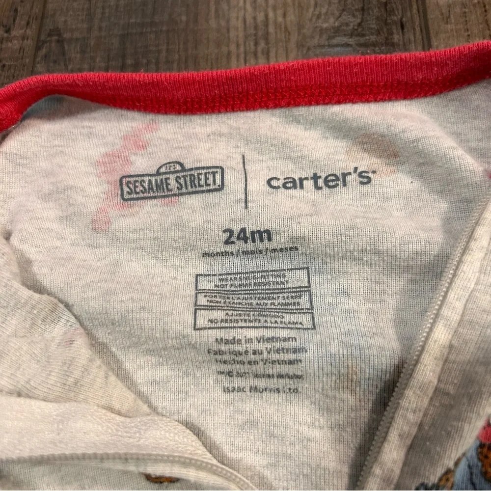 Carter’s Sesame Street Pajamas Footed Sleeper Size 24 Months Organic‎ Cotton